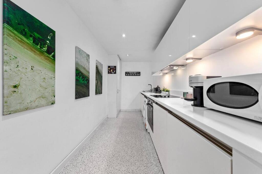 3 Bedroom Apartment In Haymarket Central London Sleep 10 Hy2 Exterior foto